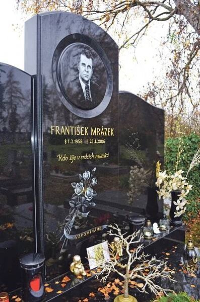 Hrobka kmotra Mrázka (†47): Tady je uložen jeho popel!