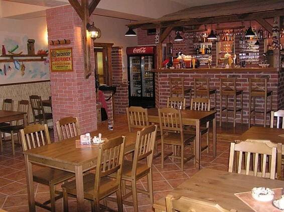 Restaurant Pizzerie Stella Hronov | Apetee