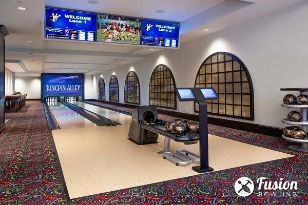 Kansas City, Missouri Bowling Alley | Kingpin Alley