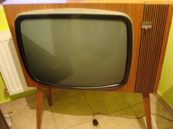 TELEVIZE - Starožitnosti