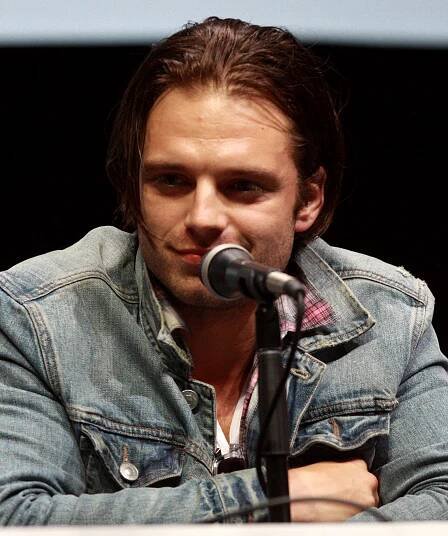 File:Sebastian Stan by Gage Skidmore.jpg - Wikimedia Commons