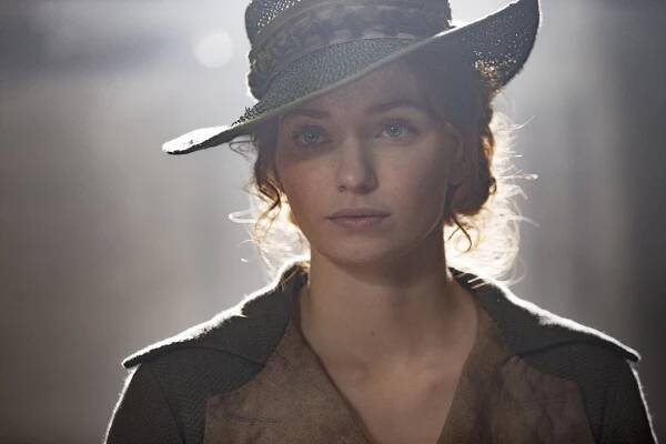 Poldark - Episode 2 - Z filmu - Eleanor Tomlinson