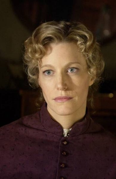 Deadwood - Pošetilost - Z filmu - Anna Gunn