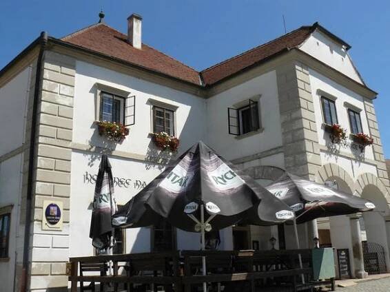 Hostinec na radnici foto 2