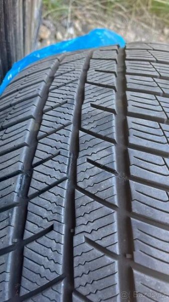 235/50 R19 103V XL Zimní - Chomutov