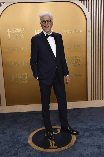 Ted Danson arrives at the 31st annual Screen Actors Guild Awards 