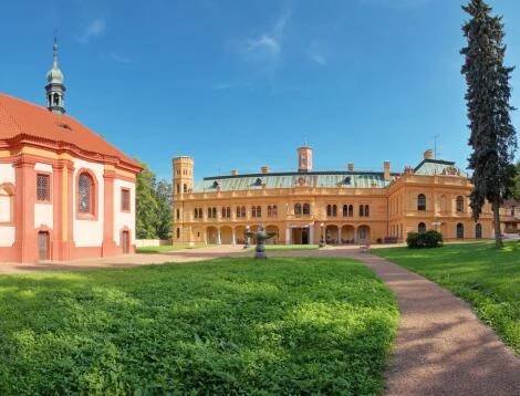 Blaník Zámek a park Odlochovice