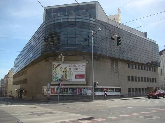 Databáze divadel / Divadelní architektura v Evropě