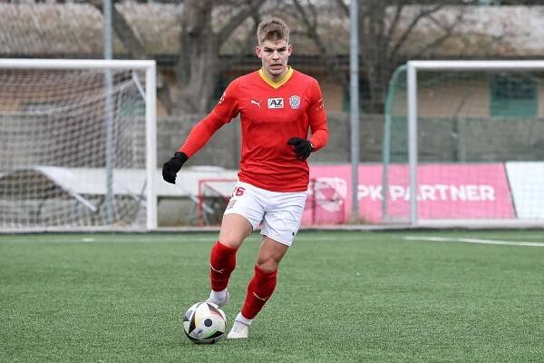 Úvodní trefa Vachouška i obří hrubky. Zbrojovka na Slovensku vyfasovala čtyřku