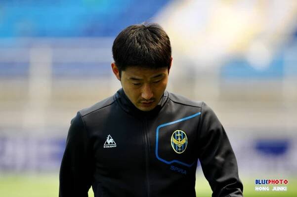 Lee Chun-soo – Wikipedia