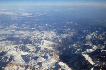 File:Anatolian plateau in winter from air.jpg - Wikimedia Commons