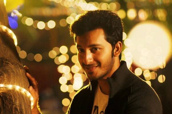 Meendum Oru Kadhal Kadhai - Z filmu