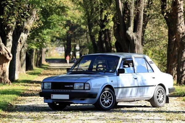 1988 Škoda 136 GL, 746 1.3 benzín 51 kW 102 Nm