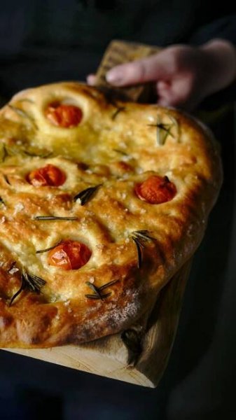 Focaccia s cherry rajčaty