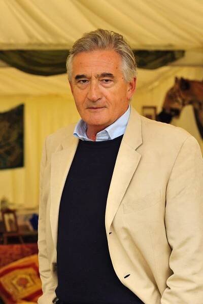Biography – Antony Beevor