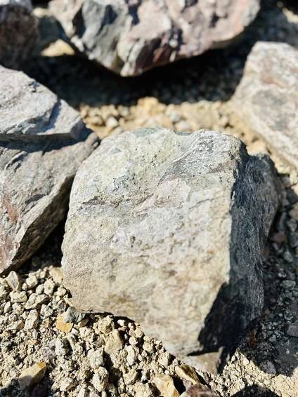 Premium Boulder