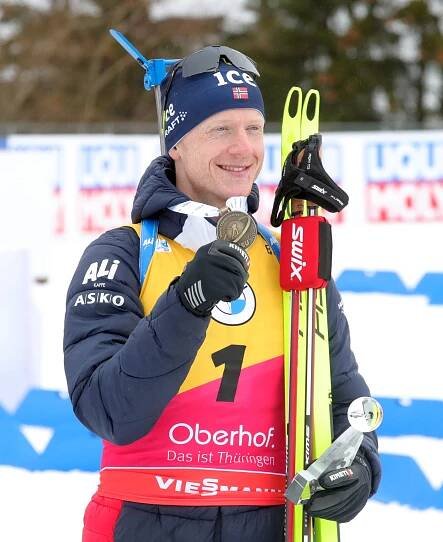 Soubor:2023-02-19 BMW IBU World Championships Biathlon Oberhof 2023 – Men 15 km Mass Start by Sandro Halank–054.jpg