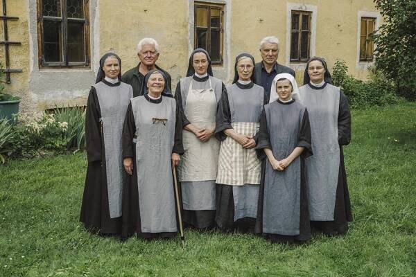 Corinna Harfouch, Christiane Blumhoff, Miroslav Nemec, Ulrike Willenbacher, Udo Wachtveitl - Místo činu - Wunder gibt es immer wieder - Promo