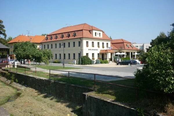 Restaurace Hotel Buchlovice foto 1