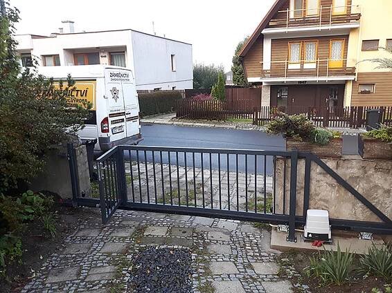 Posuvné brány – Zámečnictví Vsetín