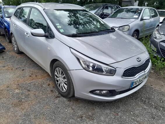 Kia Cee´d 1,6 CRDi 110 - Autocentrum Bílovec