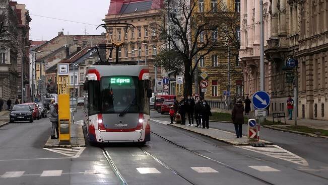 Tramvaje se vrací do centra Olomouce. Podívejte se na novou konečnou