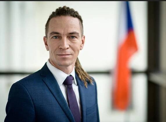 Předseda Pirátů Ivan Bartoš byl jmenován Ministrem pro místní rozvoj