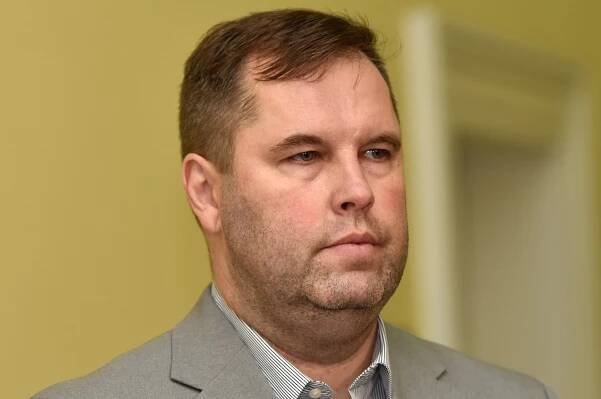 Expolicista Kadlec odešel od soudu s podmínkou. Naboural dvě desítky aut pod vlivem alkoholu