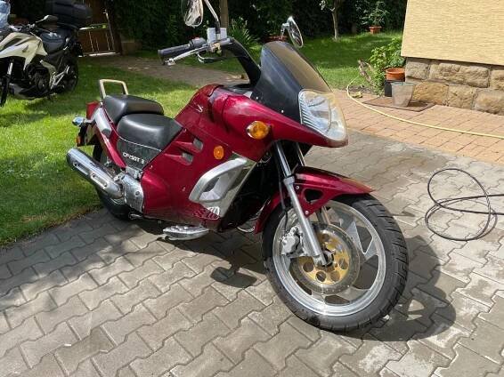 YUKI V3 250