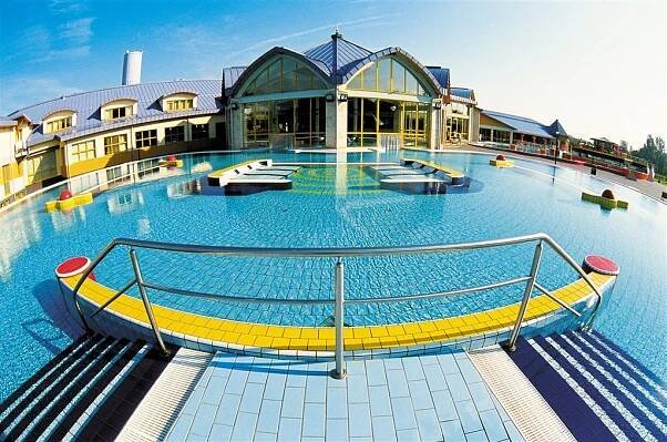 Park Inn Sárvár – fotka 1