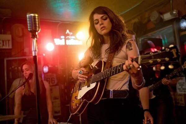 Exprezident Graves - Not All Who Wander Are Lost - Z filmu - Callie Hernandez