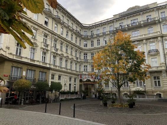 Odpoledne v Karlových Varech aneb co dělat? - Nohy na cestách