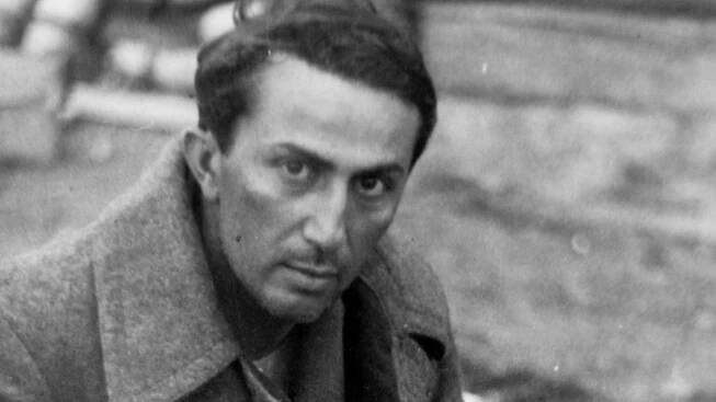 Jakov Džugašvili: Stalinův prvorozený nechtěný syn se nepotkal s láskou a v zajetí spáchal sebevraždu v depresích