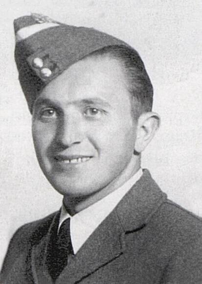 Josef Fišera (pilot) – Wikipedie