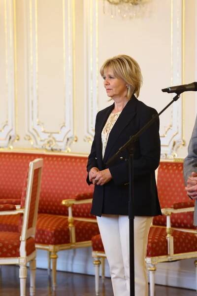 FOTO: Krásná Eva Pavlová. – stránka 1103