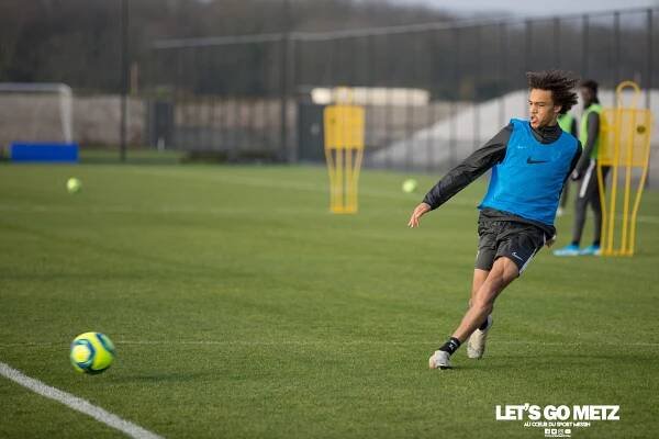 Mercato : Kiliann Sildillia file en Bundesliga