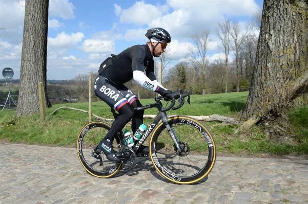 Favorité 103. Kolem Flander | RoadCycling.cz 