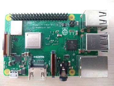 Raspberry Pi 3 Model B+, 16GB sd karta, originální napájecí zdroj