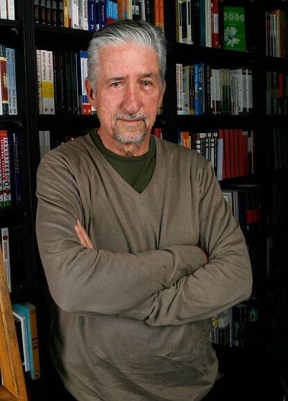 Tom Hayden, famed anti-Vietnam War activist, dies