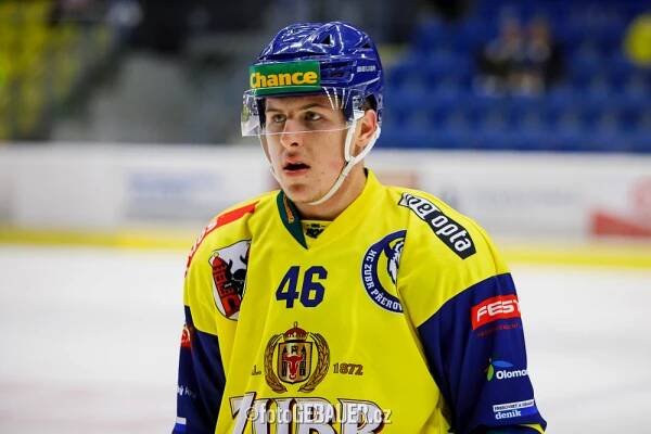 HC ZUBR Přerov - Dřevěné šatny nebo honička s kustodem. Co o zimáku řekly osobnosti různých dekád?