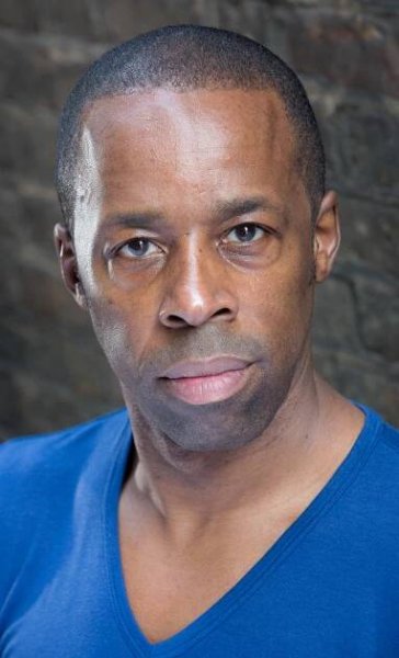 Philip Wade Photography – Headshot Photography for Spotlight