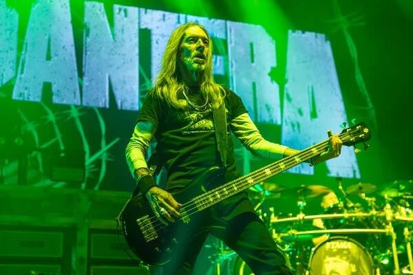 Pantera ovládla Ostravu! Americká metalová kapela předvedla divokou show - musicserver.cz