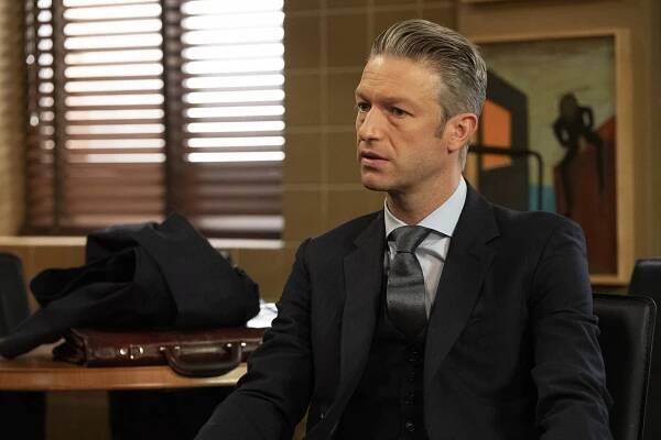 Zákon a pořádek: Útvar pro zvláštní oběti - Wolves in Sheep's Clothing - Z filmu - Peter Scanavino