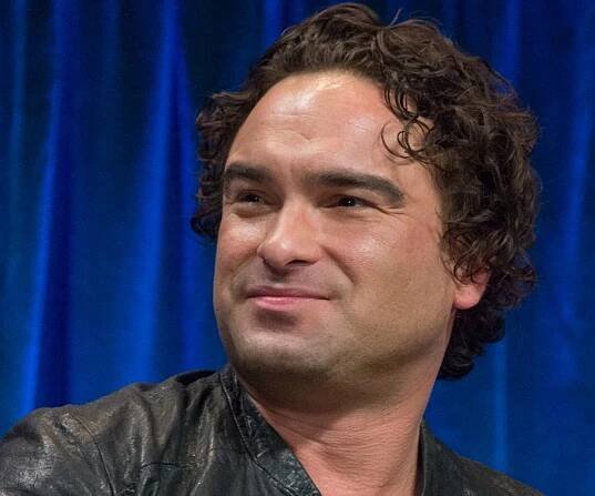 Johnny Galecki Biography - Facts, Childhood, Family Life & Achievements