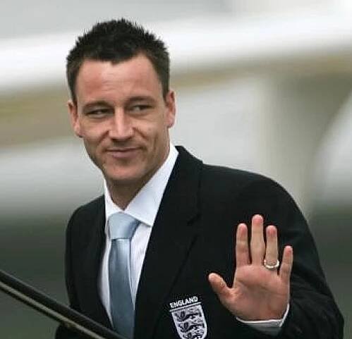 Terry už nebude kapitánem anglické reprezentace
