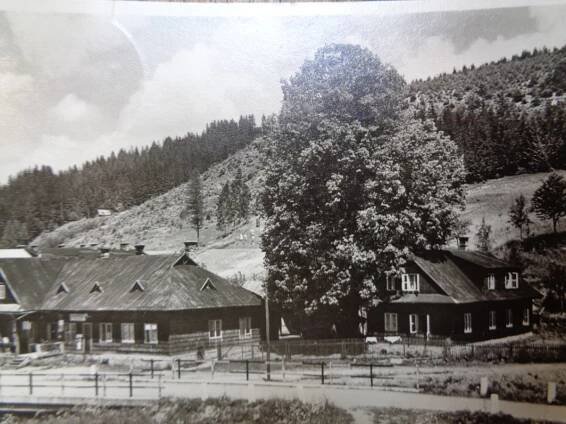 Fotopohlednice - Velké Karlovice - Turistický hotel POLANSKÝ v Podťatém