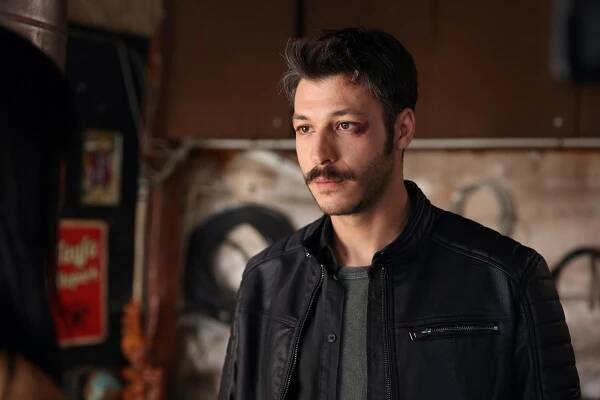 İnci Taneleri - Episode 10 (S01E10) (2024)