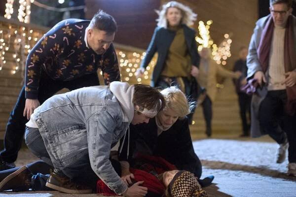 To musí být láska - Z filmu - Tomasz Karolak, Vojtěch Babišta, Małgorzata Kożuchowska, Maja Szopa