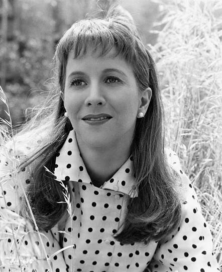 Harris, Julie