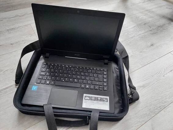 Stavebni buňka néni trezor! Jakésê vélôpek se v Kostelcô na Hané slôšně napakoval!